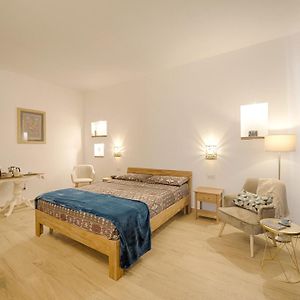 Cozy Guest House Downtown